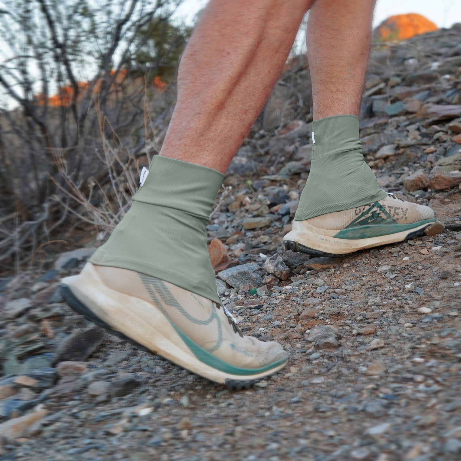 dusty green trado trail gaiters